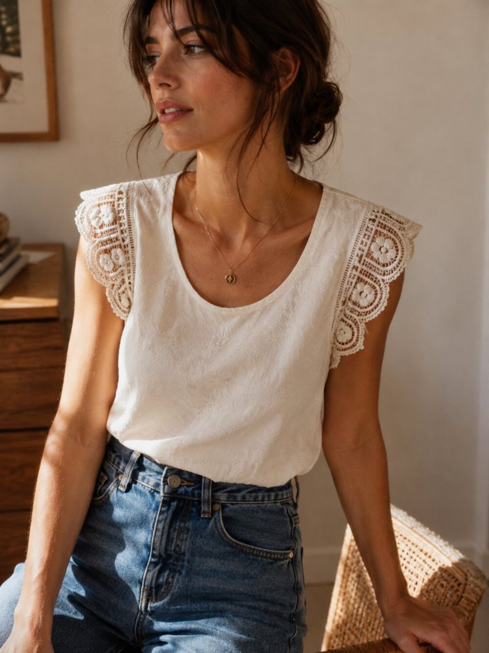 RW&CO White Jacquard Lace Sleeve Blouse